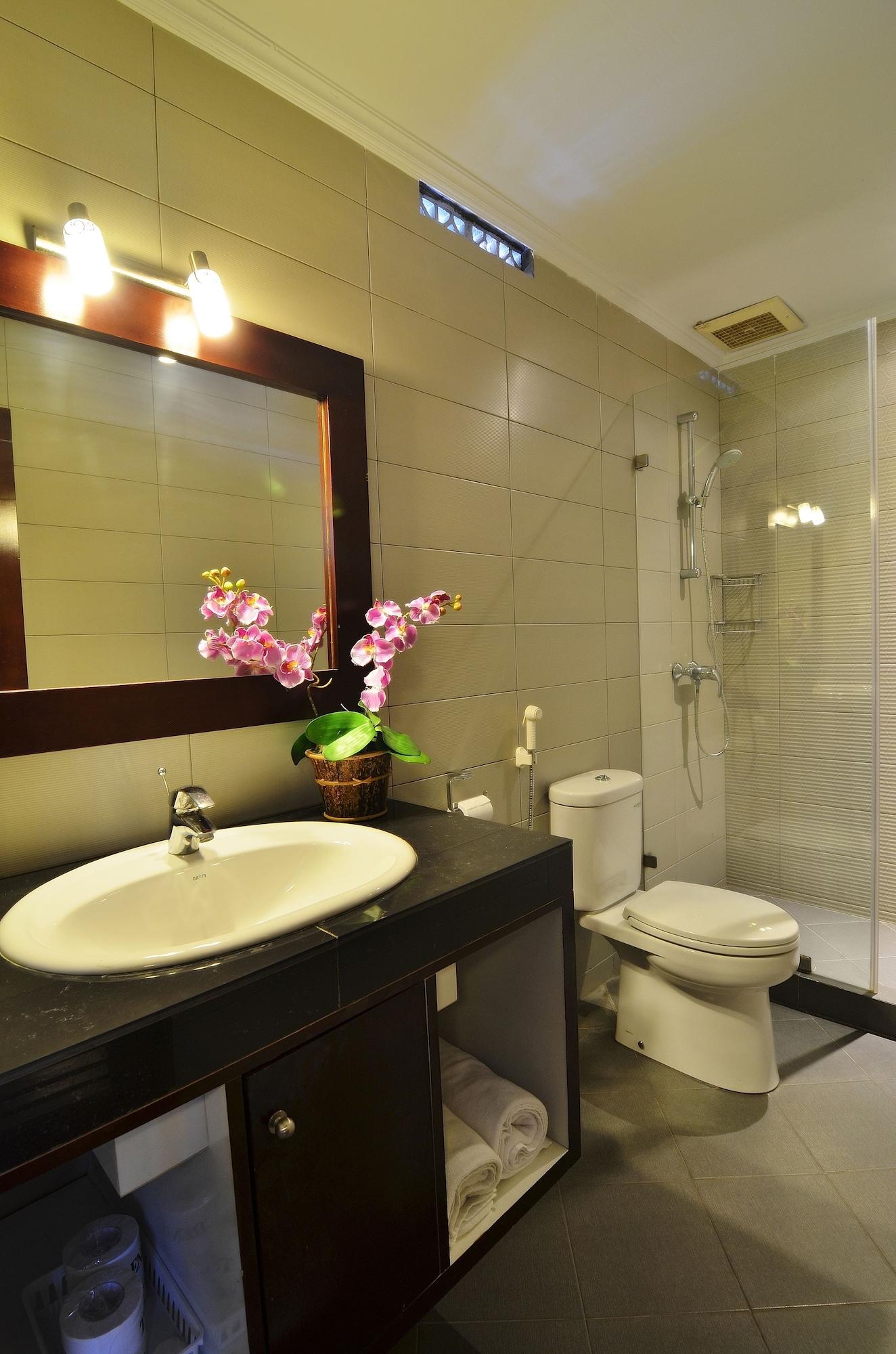 Rosani Hotel Кута Экстерьер фото